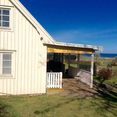 Farbror Alfreds Stuga Sjöutsikt Köpingsvik Exteriör bild